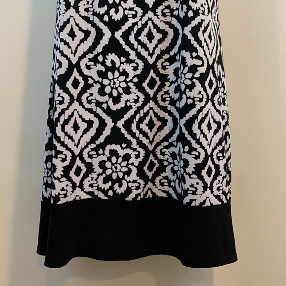 Wrapper Sleeveless Above the Knee Dress Size S - Picture 4 of 9